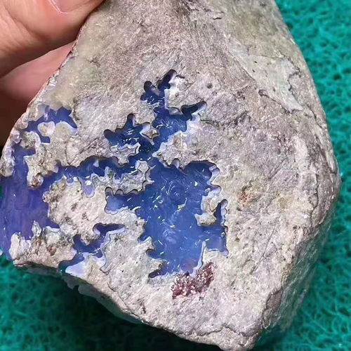缅甸翡翠原石天然玉石毛料加工蒙包私人订制明料手镯