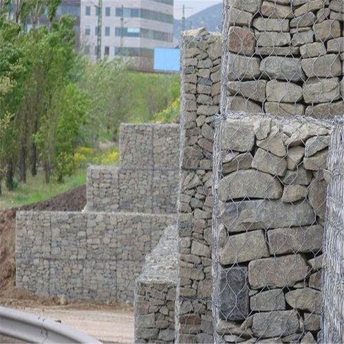 【厂家直销河道治理石笼网格宾网镀锌石笼网挡土墙护堤六角网】- 